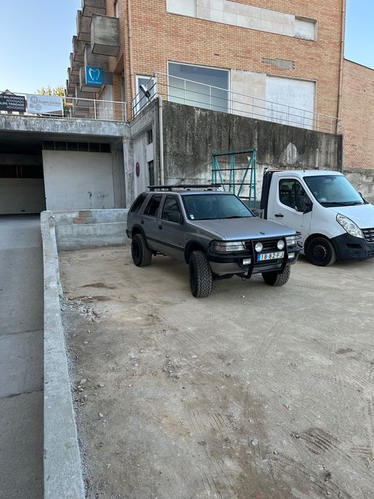 Opel frontera 2.8 — photo 2