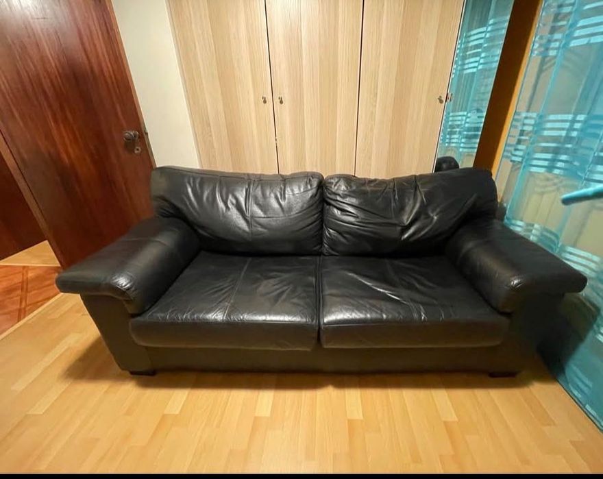 Vendo sofá em bom estado 2mt x 90cm