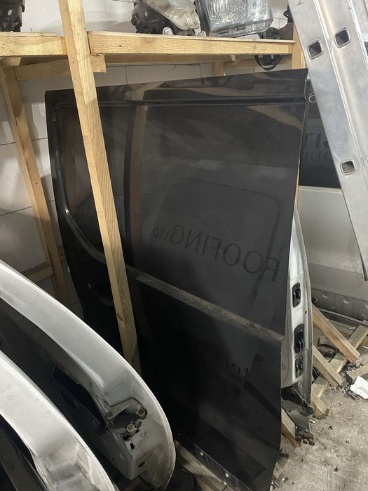 Здвижні двері ліві Рено Трафік 3 Опель Віваро 2014- разборка