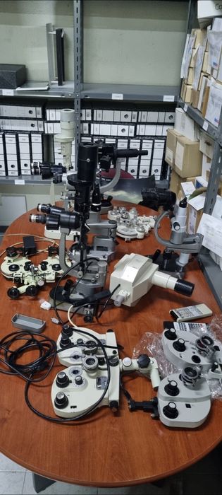 Aparelhos e colunas de consultórios optica