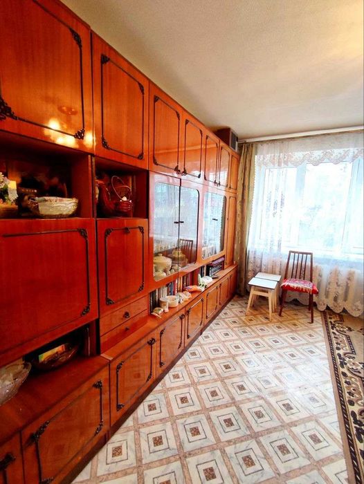 Продам 2 ком квартиру улица Мозолевского 2 Правый берег 12 квартал