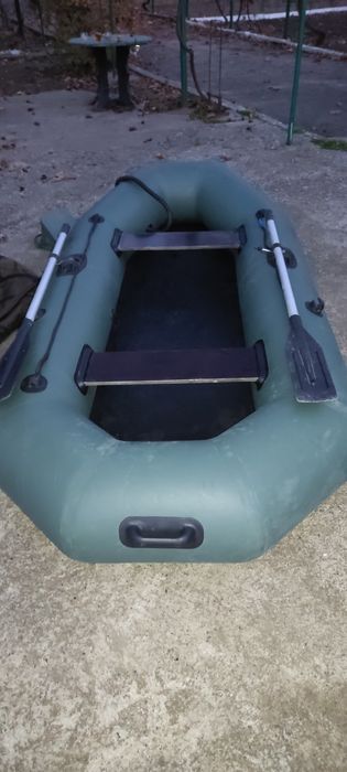 Продам лодку Калибри (К-280) 3х Местная!