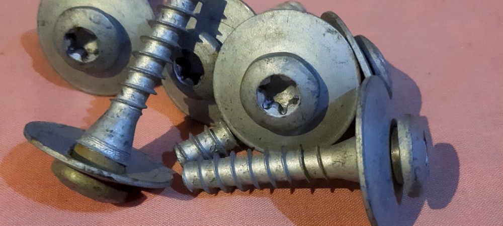 Болти саморізи до Пральн Машини. Силові,до бетон.противоваг.