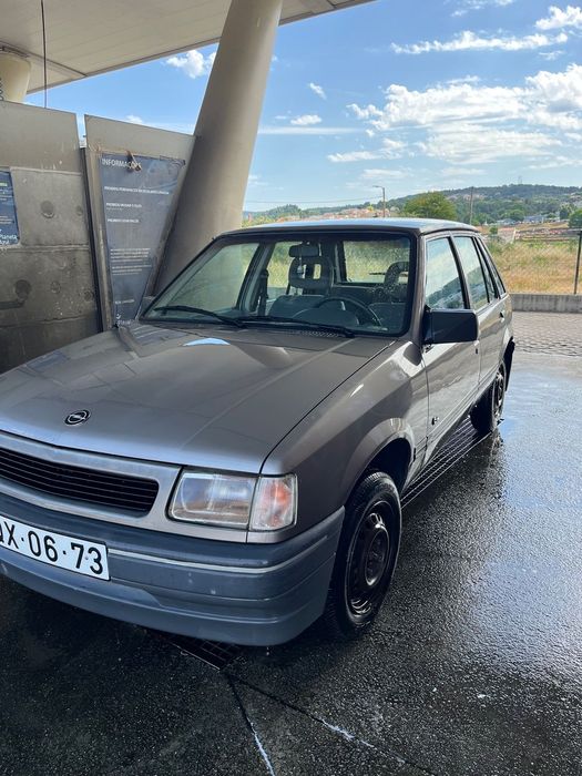 Opel Corsa 1.2 Swing +