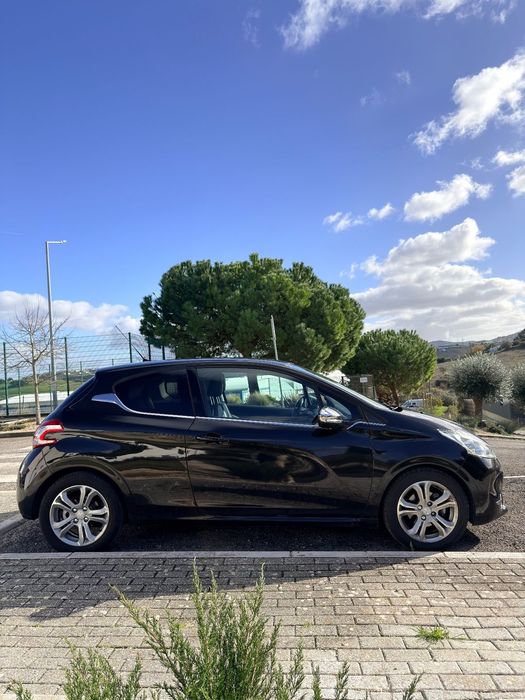 Peugeot 208 1.6 e-HDi Allure 95g