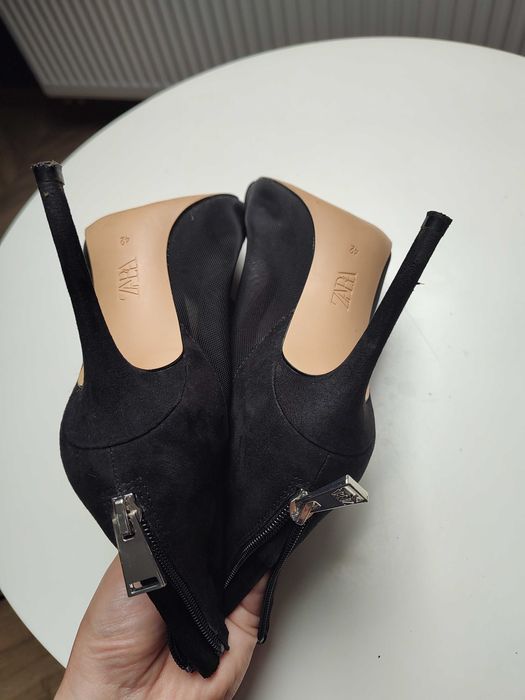 Eleganckie botki Zara z siateczką