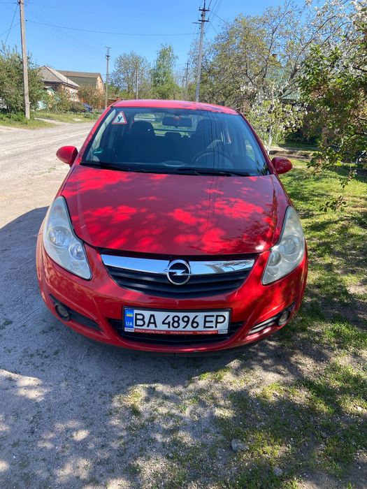 Авто Opel Corsa 1.0