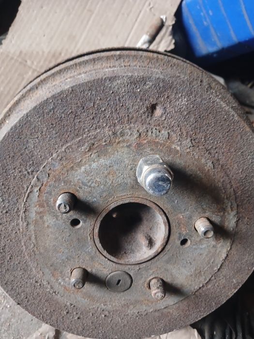 Продам тормозн. барабани