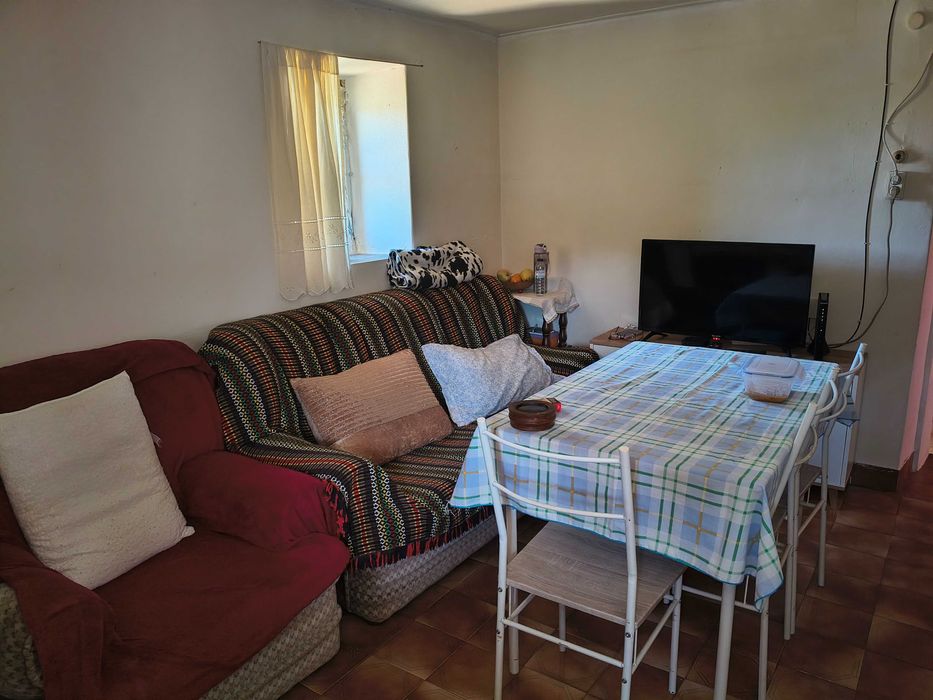 Moradia t2 vende-se