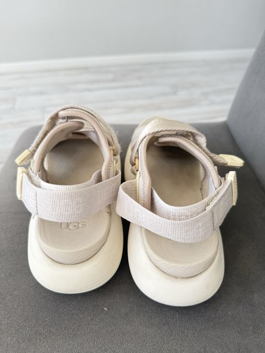 Босоніжки UGG оригінал