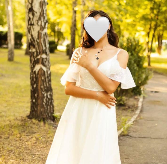 Сукня випускна .