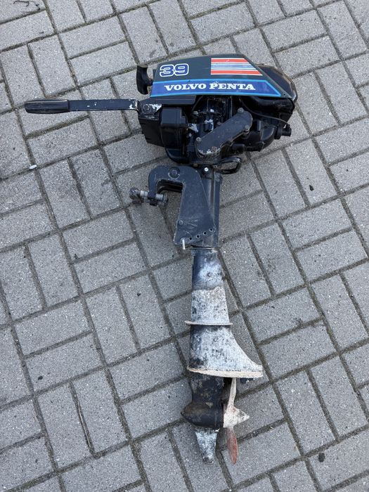 Silnik zaburtowy Volvo Penta 39 3,9 KM – do naprawy