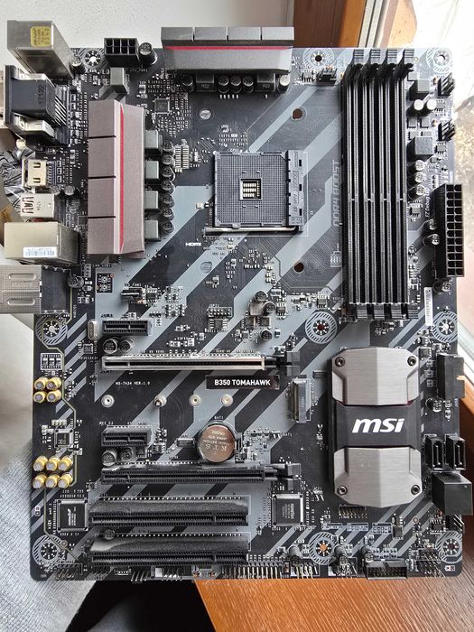 Материнська плата MSI B350 Tomahawk