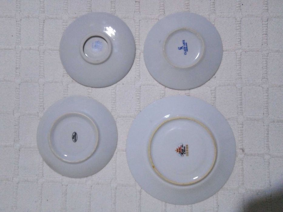 4 Chávenas + 4 Pires Várias Marcas