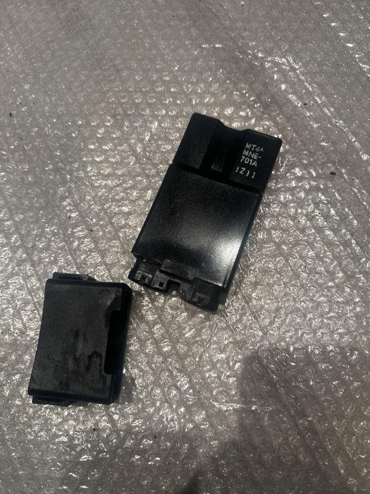 Honda VFR 750 RC36 Moduł zapłonowy MT4A MNE-701A 9 V108