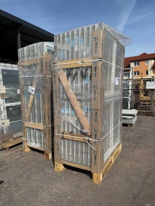 Drzwi zewnętrzne PCV / szybka realizacja