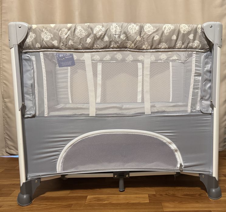 Дуже зручне і компактне ліжечко Hauck від народження