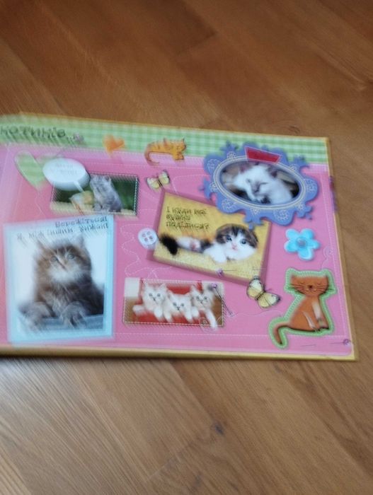 Книга пазл про котиків