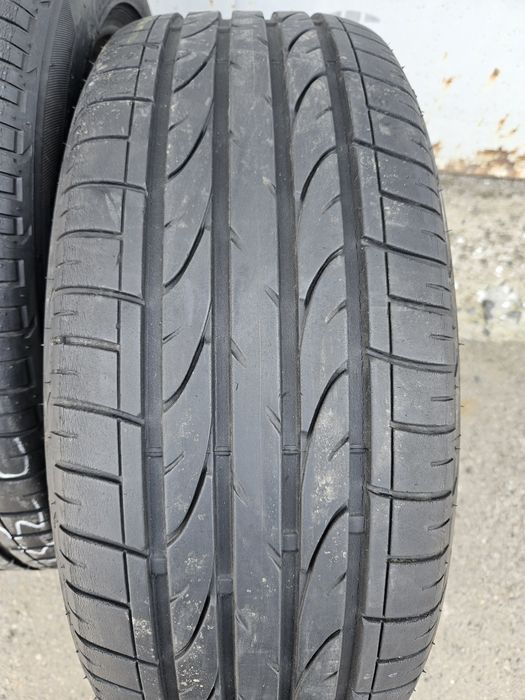 Резина шины колеса 235/45/19 Bridgestone