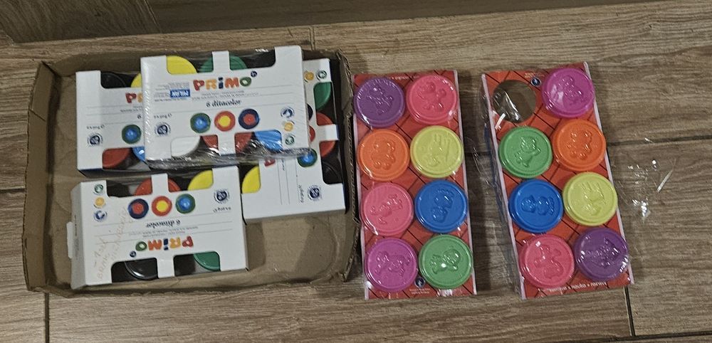 Zestaw farby i ciastolina