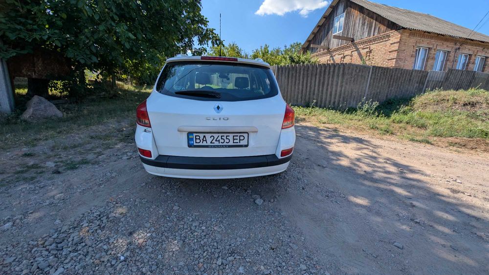 Продам авто Renault Clio універсал 2008р