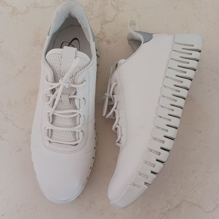 Buty ECCO ULTRAFLEX jak nowe 41/ salon 795 zł