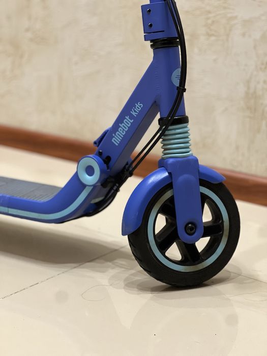 Электросамокат Segway eKickscooter Zing E8 Blue