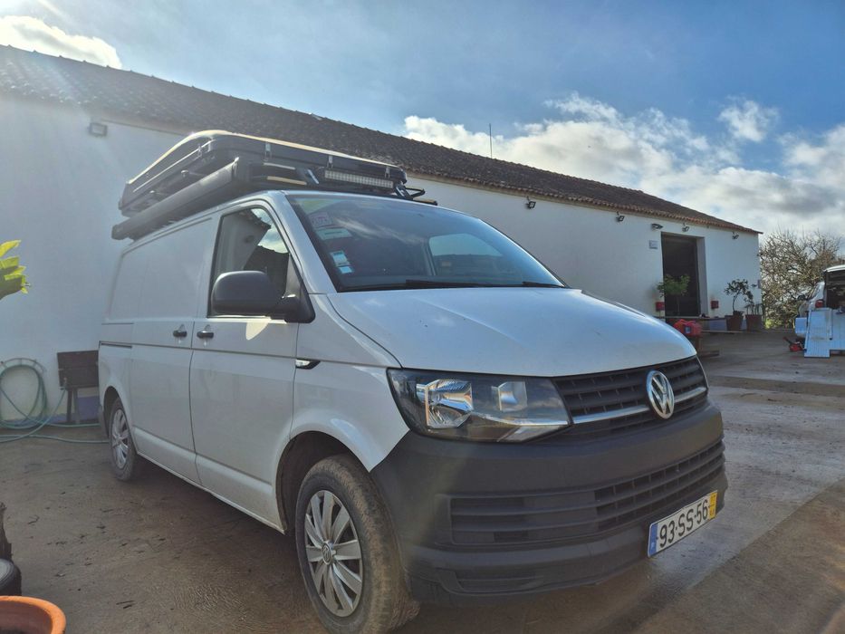 VW TRANSPORTER 2017 com tenda e deposito agua posso aceitar troca