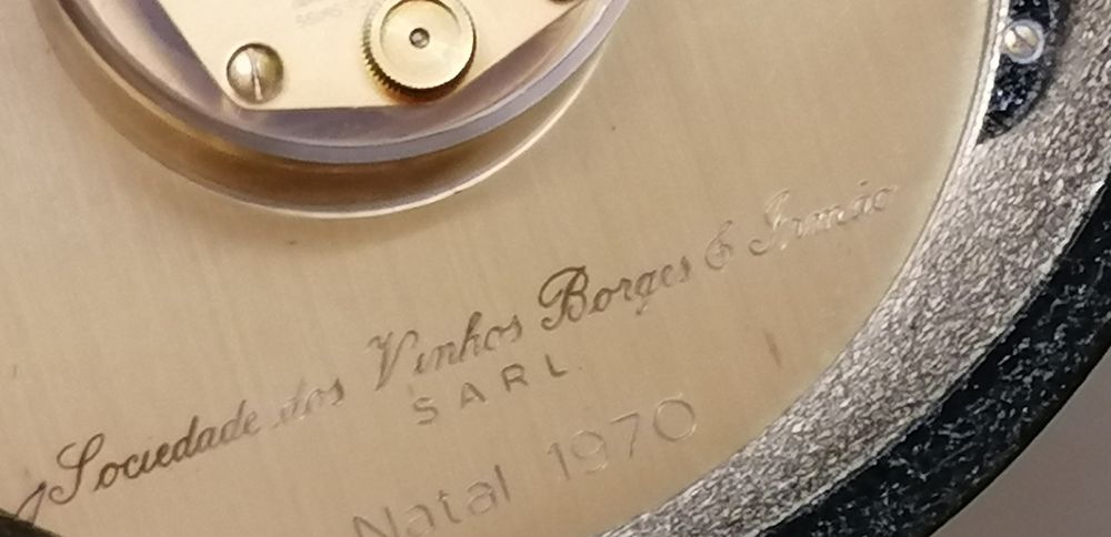 Relógio omega mesa truncated electromecânico