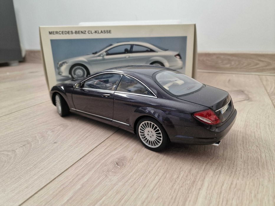 Model Mercedes CL-Klasse w216 Autoart 1:18 rzadki kolor.