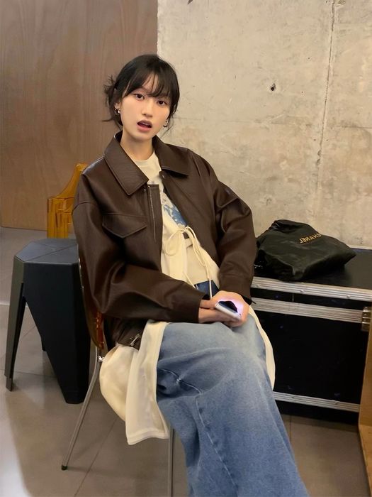 Кожанная куртка женская ветровка бомбер пиджак жакет блейзер в стиле zara bershka mango