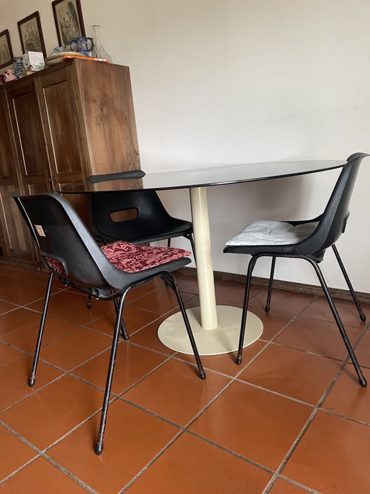 Mesa de jantar redonda