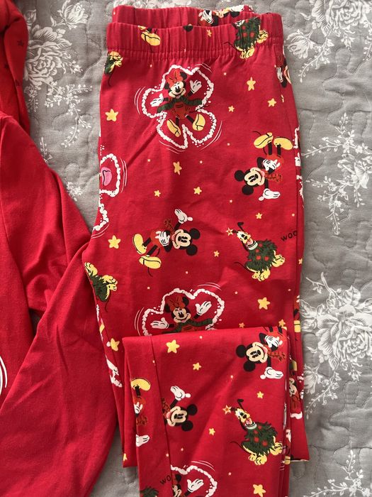 Świąteczna bluza, spodnie i piżama 128