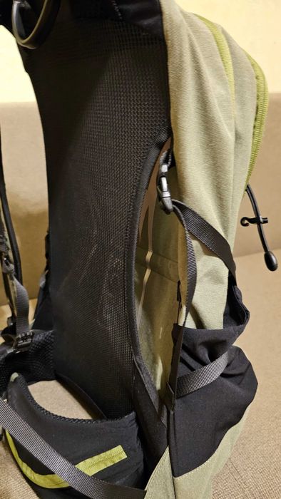 Спортивный рюкзак Inoxto 35 л (новый) с накидкой от дождя