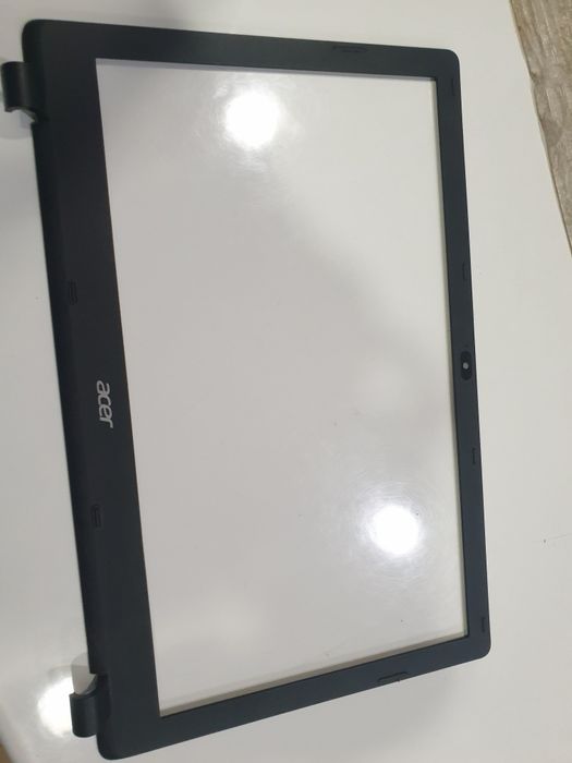 Acer E5-511 - Ramka matrycy