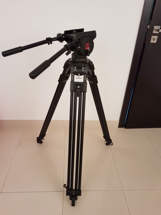 Tripé Manfrotto 350 MB