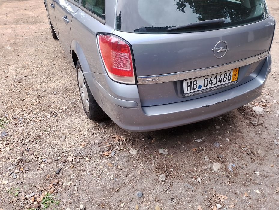 Zderzak tył opel astra h