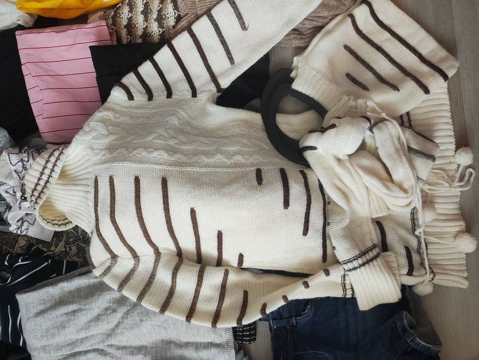 Пакет теплих речей на дівчину, жінку XS, 37 штук