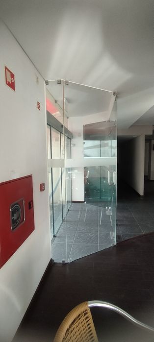 Antecâmara em vidro