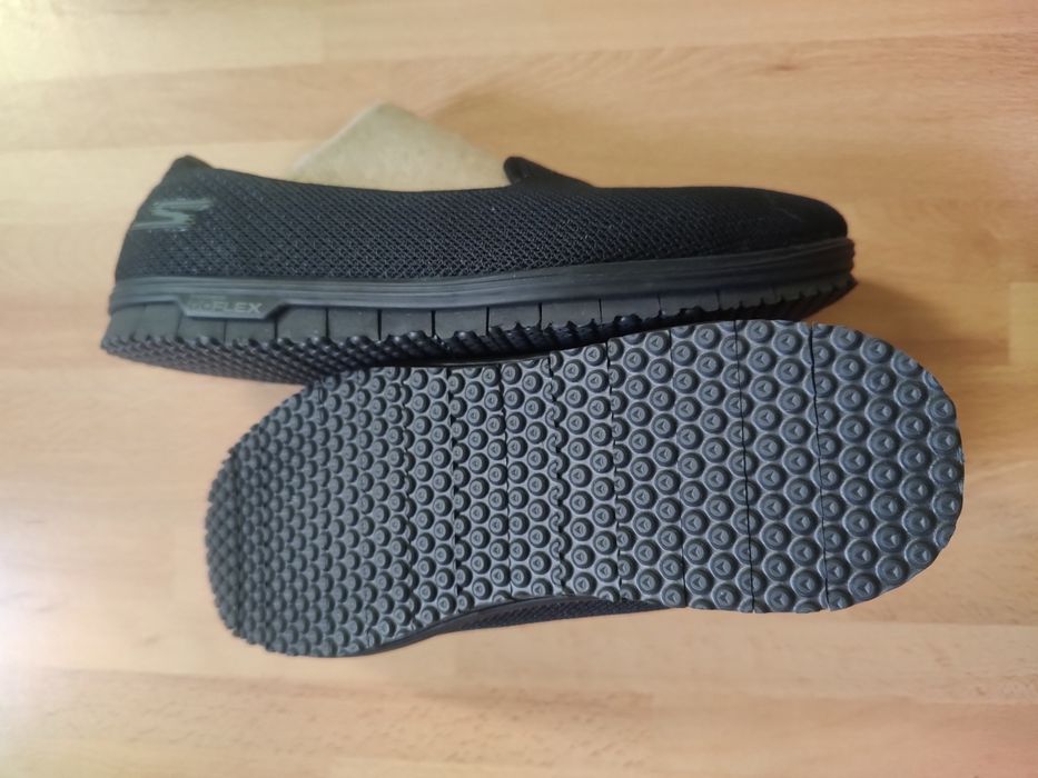 Buty skechers 36