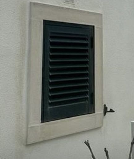 #11 Disponivel Portada e janela V. Martelado oscilo-batente