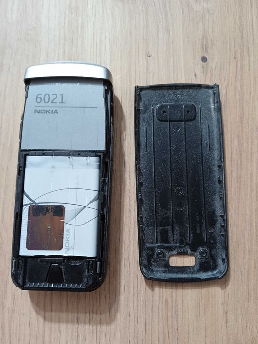 Telemovel Nokia 6021