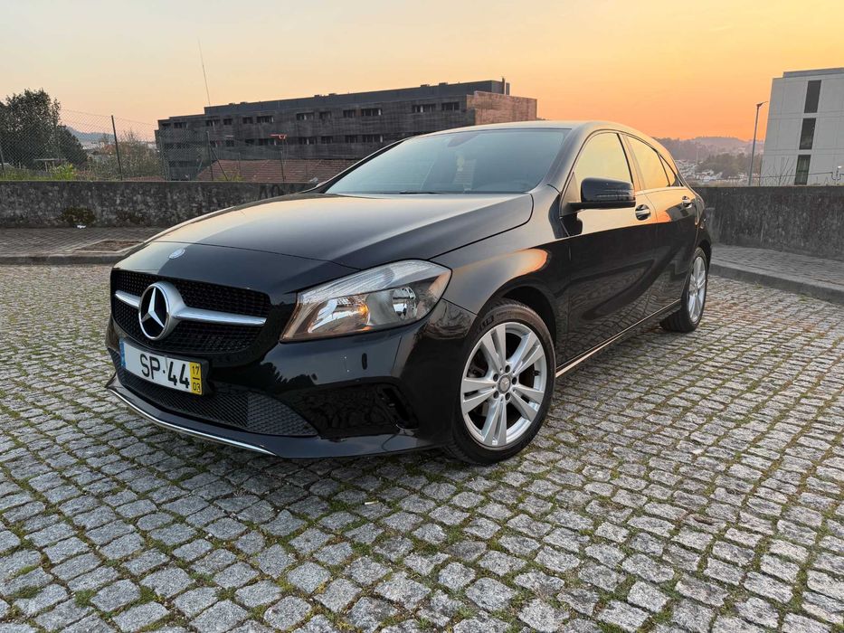 Mercedes-Benz A 160d Style Auto