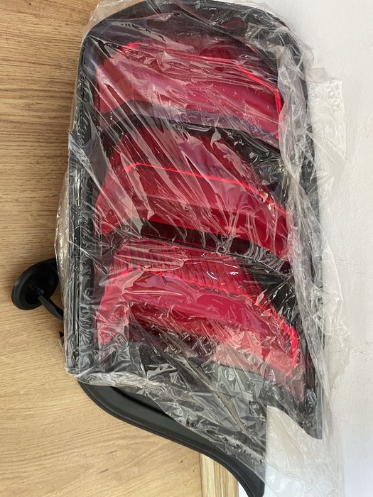 Ford mustang lampa tylna 17 r lewa