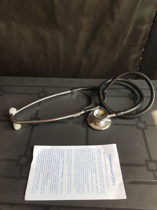 Medidor de tensão arterial + estetoscópio