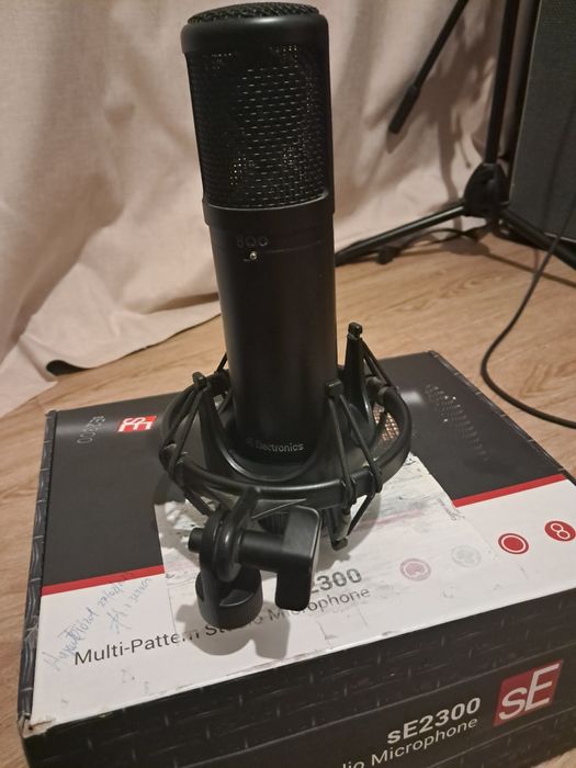Microfone SE Electronics 2300