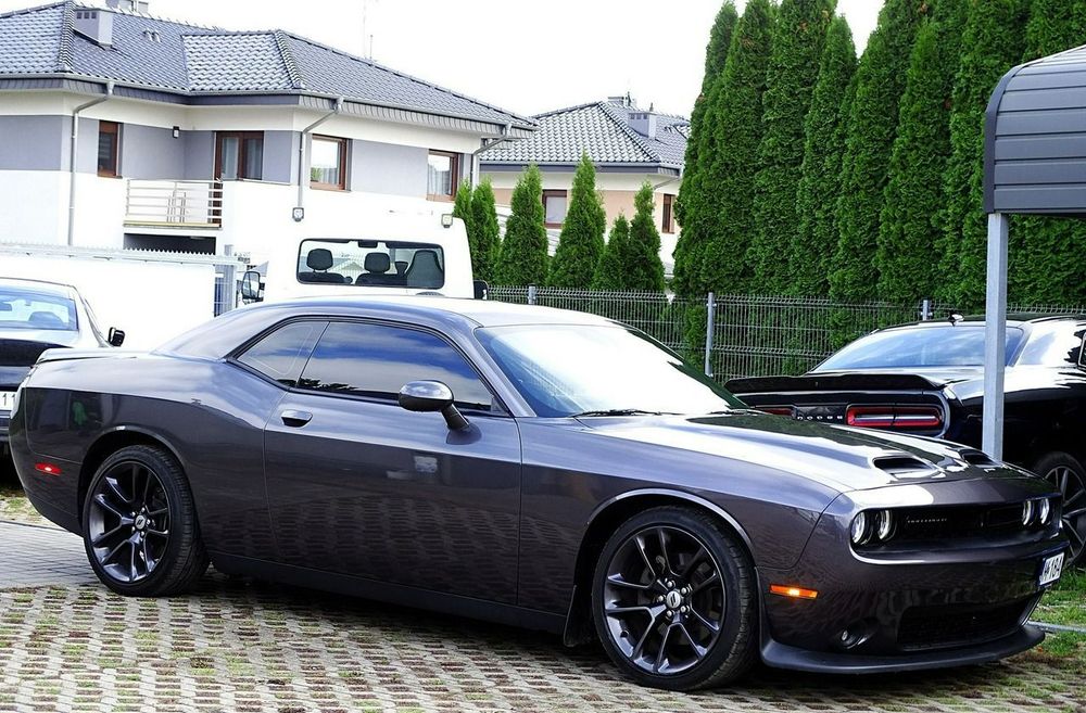 Dodge Challenger