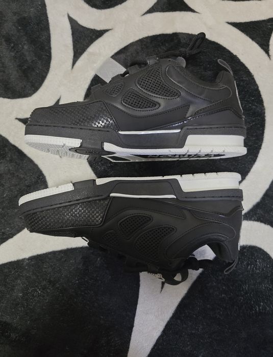 Buty Lv skate rozmiar 44