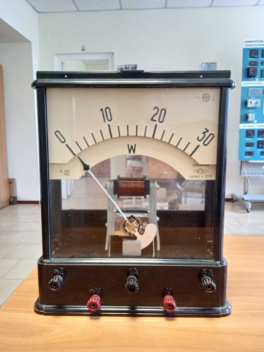 Ваттметр школьный