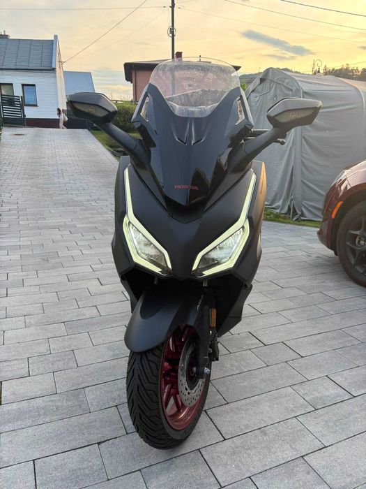 Skuter Honda Forza
